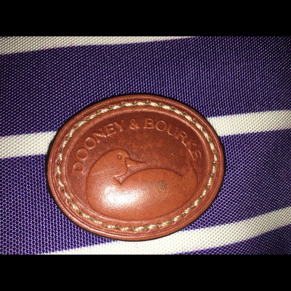 Dooney & Bourke blue and white stripes adjustable shoulder or crossbody - Picture 3 of 3